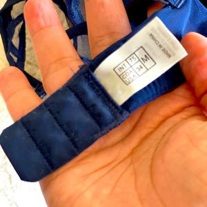 NWOT Navy blue medium size lace bra